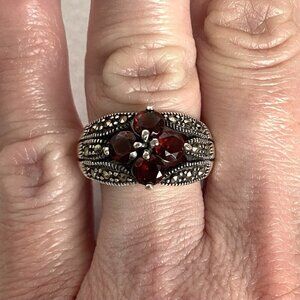 Sterling Silver 925 Multi Gemstone Garnet & Marcasite Floral Band Ring Sz 6.25